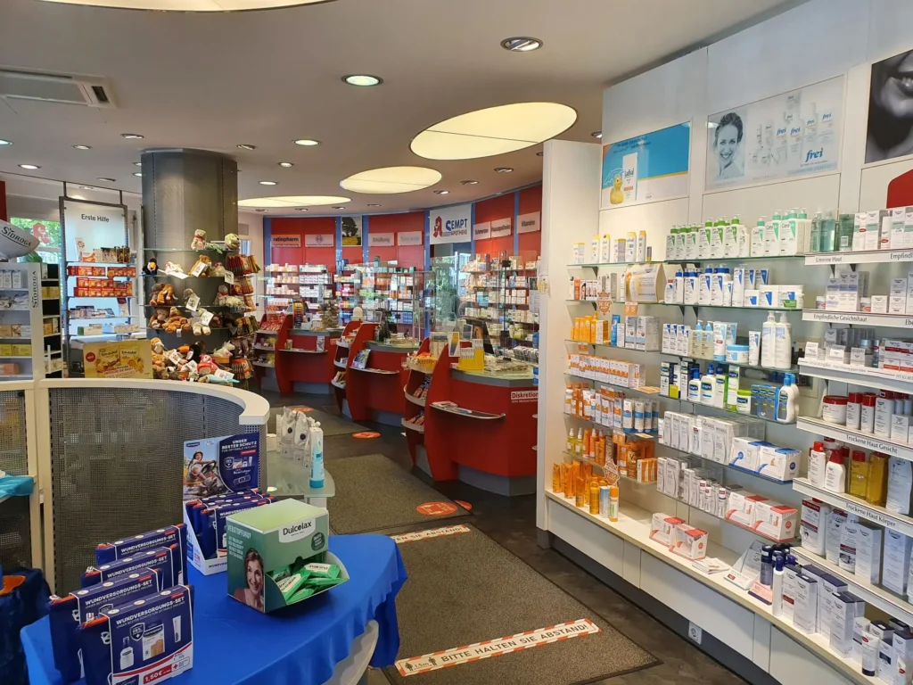 Verkaufsraum der Sempt Apotheke Erding
