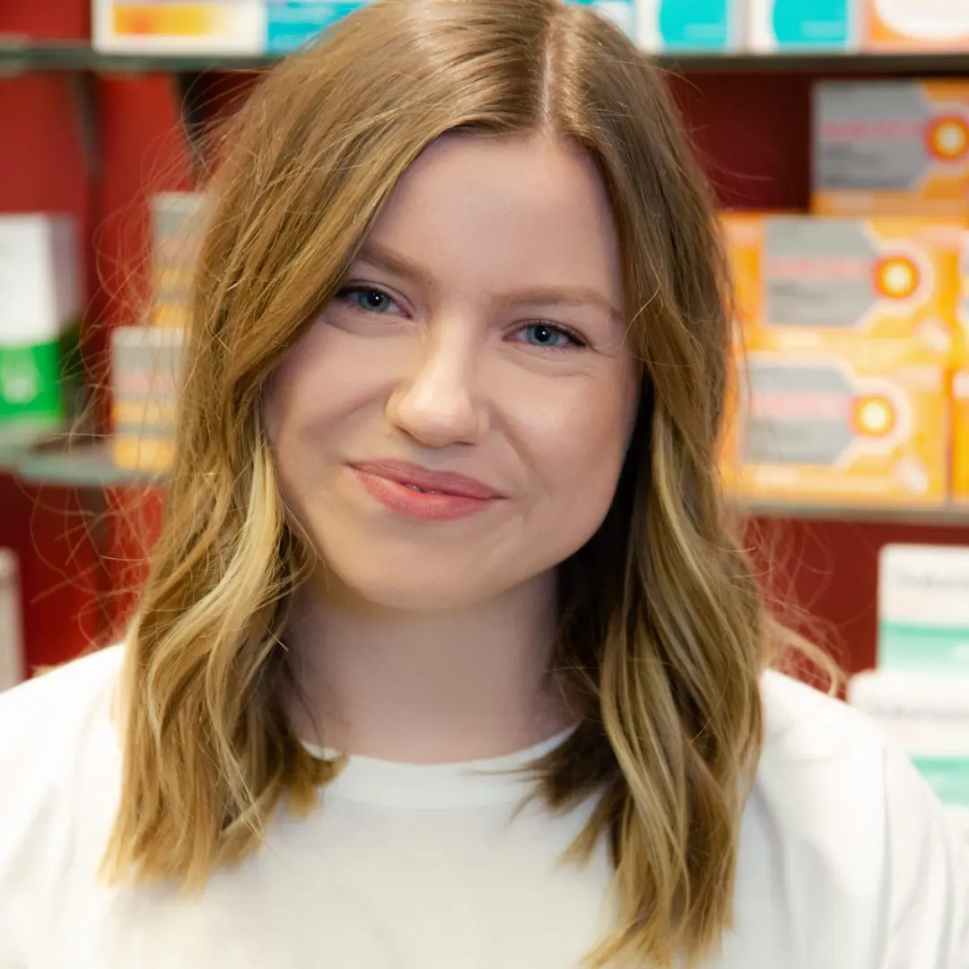 Mitarbeiterin Sempt Apotheke Erding Lisa Haas