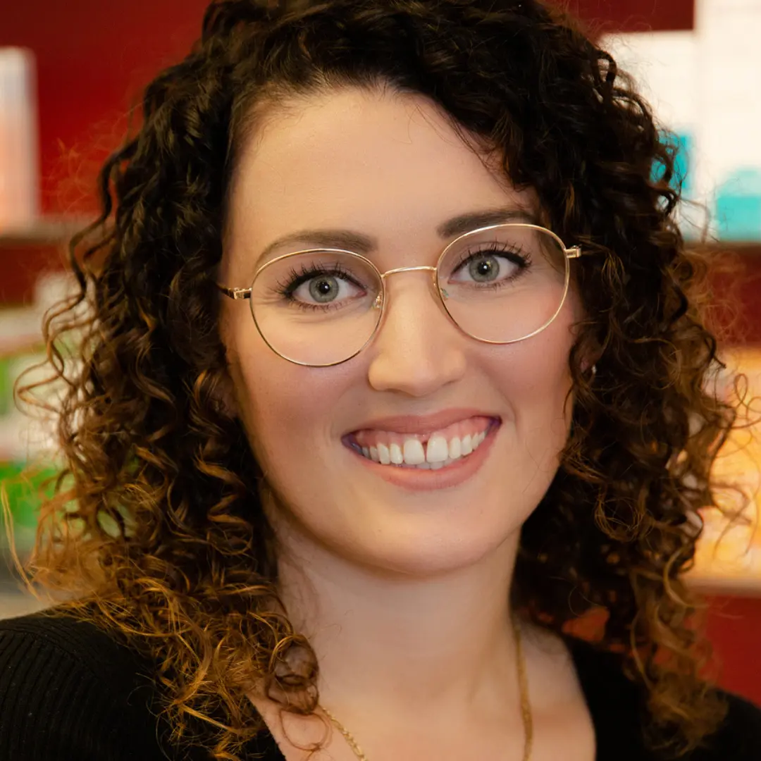 Mitarbeiterin Sempt Apotheke Erding Maria Lechner